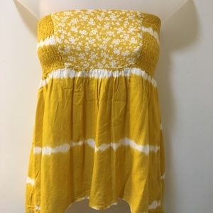 ✨Pretty Rebellious Strapless Top Size: Small